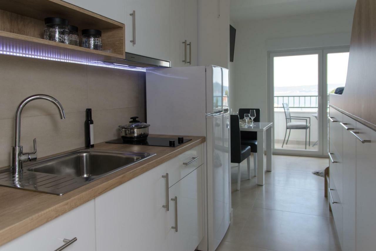 Apartment Quarko Kaštela Exteriör bild